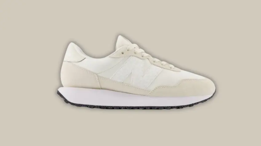 women's sneaker